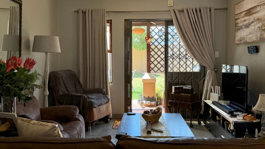 2 Bedroom Property for Sale in Twin Palms Western Cape